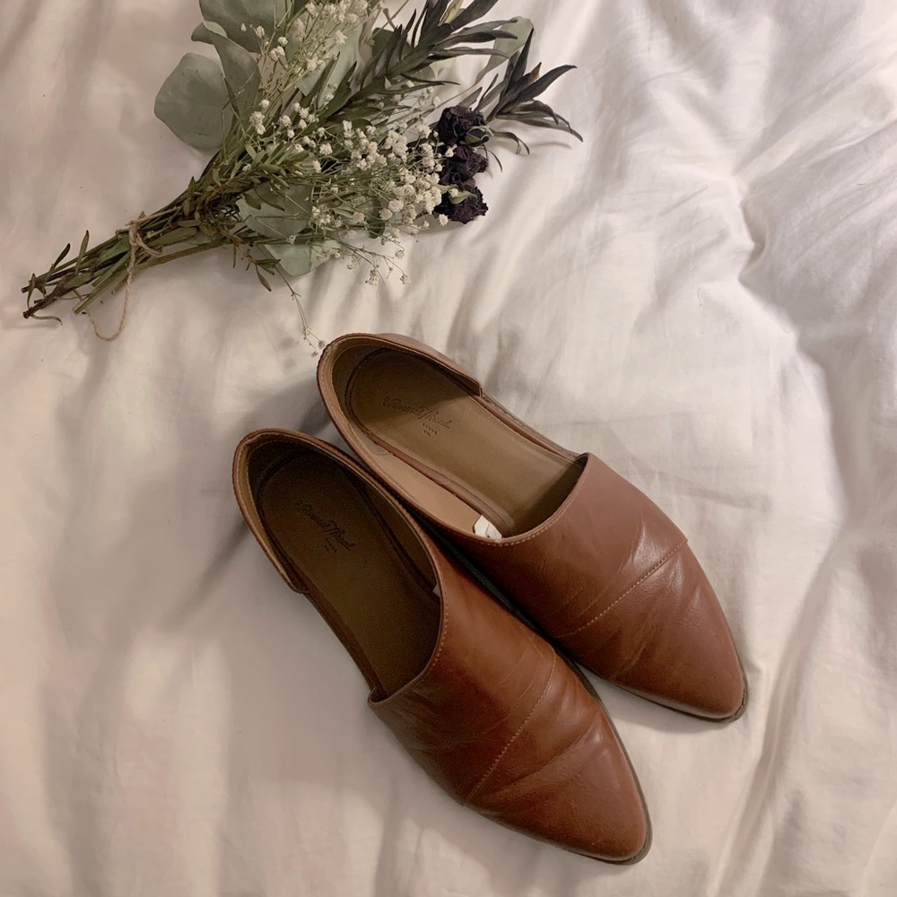 Tan leather flats size 8 business casual